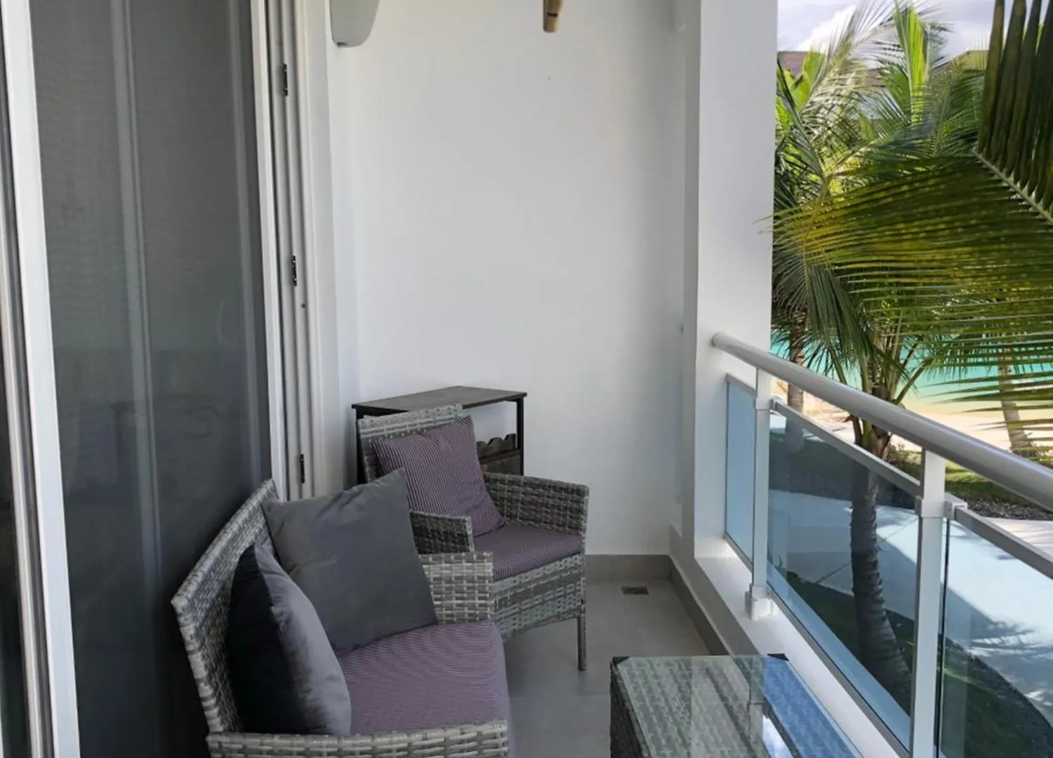 Beautiful 2 Bedroom Beach Apartment Bayahibe